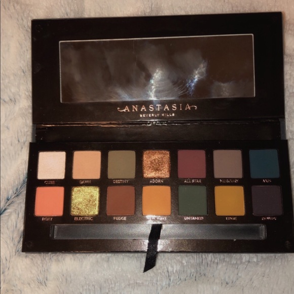 anastasia beverly hills subculture palette - Picture 2 of 3